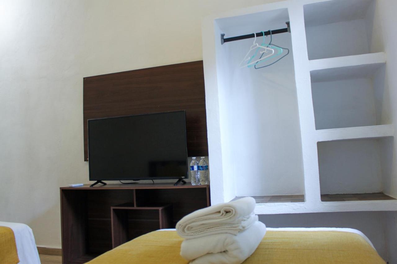 Rooms In Cancun Airport Exterior photo