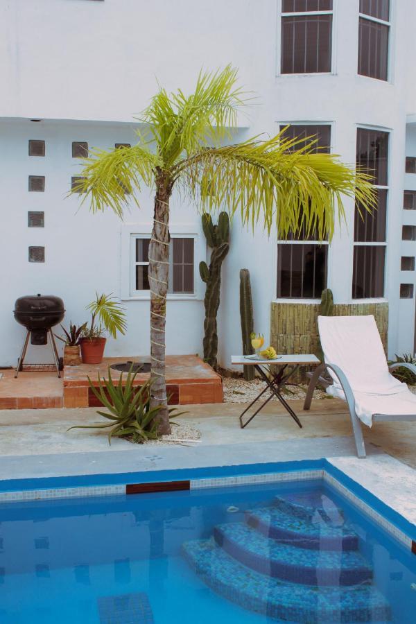 Rooms In Cancun Airport Exterior photo